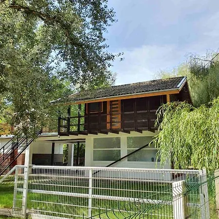 Barka A Tiszahoz Apartman Tiszaug Exterior photo