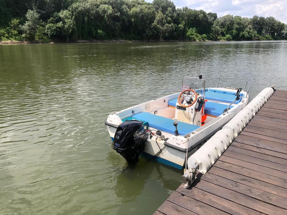 Barka A Tiszahoz Tiszaug